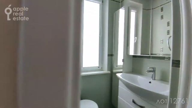 Для большой семьи: 220 кв.м в аренду. 4 спальни. Терраса смотреть онлайн