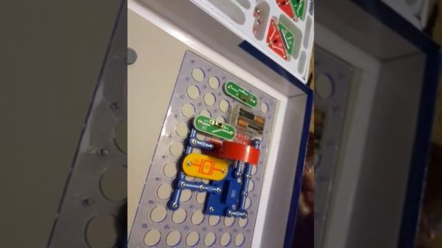 Электронный конструктор Знаток Дверной звонок часть 3-я