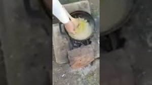 Бараньи голяшки в казане на костре