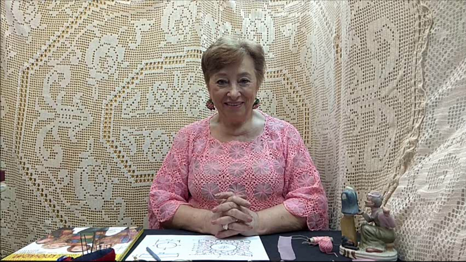 Кофточка из мотивов "Розовый жемчуг". Мастер-класс по вязанию крючком от О. С. Литвиной.
