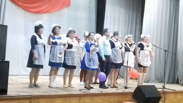 ВЫПУСК НАЧАЛЬНОЙ ШКОЛЫ. СЮРПРИЗ ОТ РОДИТЕЛЕЙ. ЛАЗЕРТАК смотреть онлайн