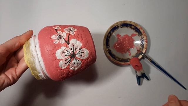 Декор стеклянных банок. Декупаж на яичной скорлупе. / Decorating gloss jars