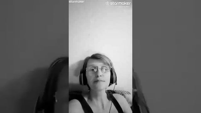 Алла Пугачёва песня " Балалайка ", поет Танита Питерская.
