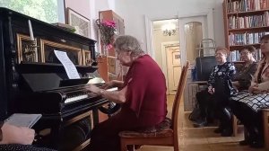 Т.М.Ефименко.Люди ,посмотрите,как в 74 года можно петь,сочинять стихи и мелодии