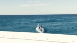 [ТРЕШ ОБЗОР] фильма ТРЕУГОЛЬНИК (Корабль-призрак и дeжaвю)