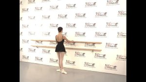 2 3класс Battement relevé lent на 90  по первой