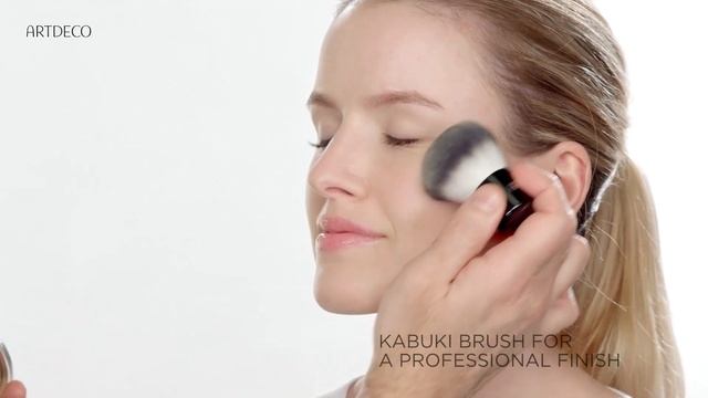 Makeup Tips: How to use Hydra Mineral Foundation // ARTDECO смотреть онлайн