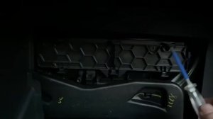 Замена фильтра салона Jetta 7