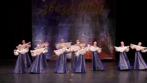 Хоровод "Вечерний". Народно-сценический танец.