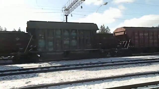 ВЛ80С-2240 (PID) с грузовым поездом. смотреть онлайн