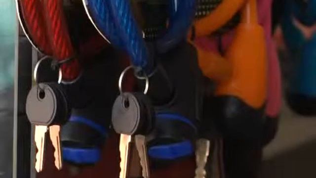 Полиция призывает жителей Биробиджана заботиться о сохранности велосипедов смотреть онлайн