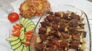 Самый простой маринад для шашлыка. Шашлыки из говядины на шпажках в духовке.🧅🍅🥩