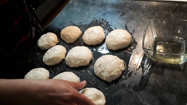 РЕЦЕПТ С РЫНКА ИЗ ПРОСТЫХ ПРОДУКТОВ ДЕШЕВЫЕ БЕЛЯШИ ПИРОЖКИ КОТОРЫЕ ЛЮБЯТ ВСЕ смотреть онлайн