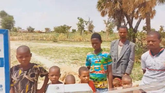 Puits №: 2318 (Niger) / Колодец №: 2318 (Нигер) смотреть онлайн