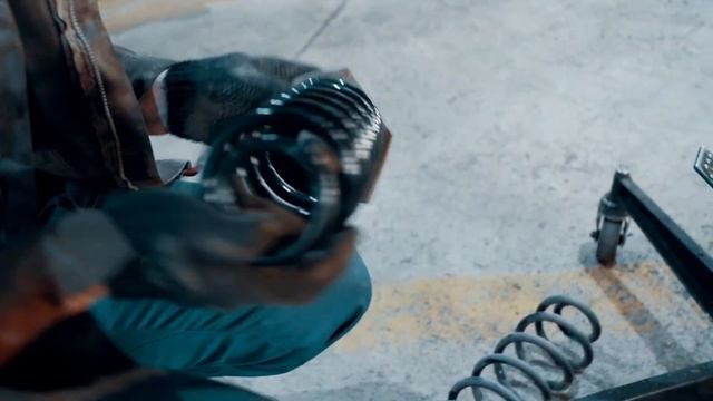 Замена задние пружины Nissan смотреть онлайн