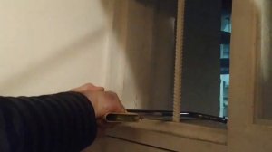 Установили дверь для кошек в окне - отдельный вход для кошек/Installing a pet door in a window