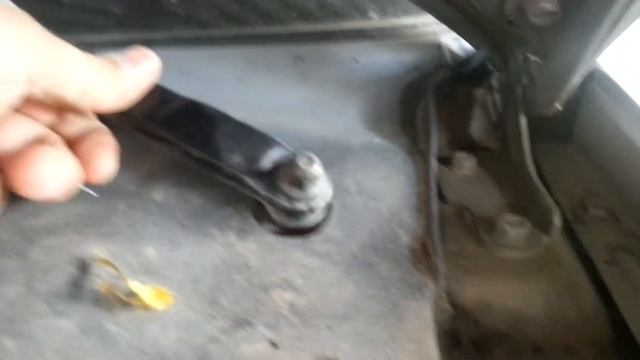 Lanos разбитые втулки направляющих стеклоотчистителей смотреть онлайн