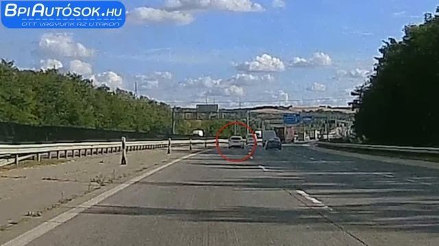 Ezt OKOZTA, lelépett, majd INTEGETETT, HOGY BOCS смотреть онлайн