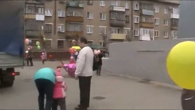 Соликамск (Боровск) встречает Первомай 2014 г. (11 ч.) смотреть онлайн