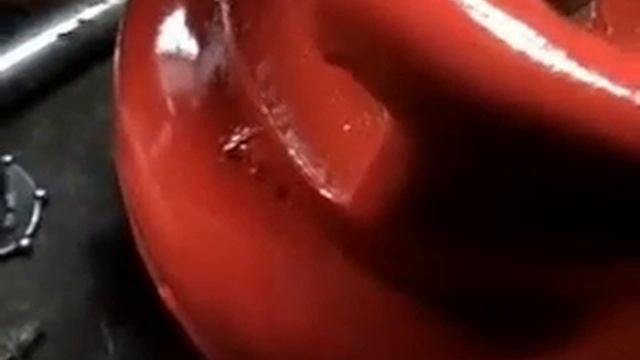 Замена клапана КБ-2 на вентиль ВБ-2 на пропановом 5-ти литровом баллоне. смотреть онлайн