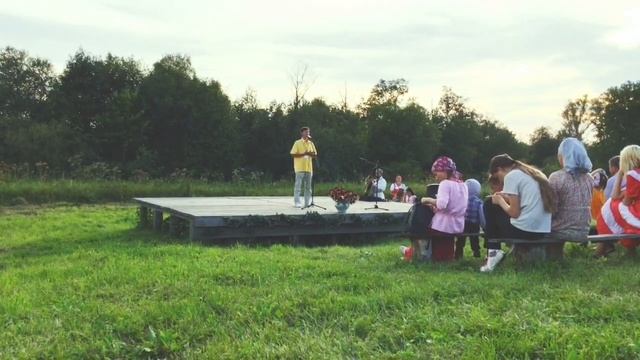 Алексей Уразаев читает стихи на фестивале Музыкальная Сказка ПРП Красная Поляна смотреть онлайн