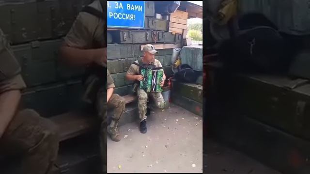 🔸Едем, катим, не пылим всем врагам назло.🔸Мы везём гуманитарку, на СВО🚛 🚚 🛻