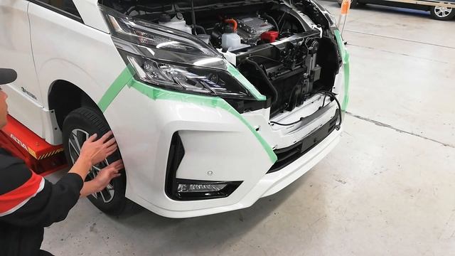 【セレナ】【整備解説】 外装 フロントバンパー、ヘッドライトの脱着方法 C27 日産 SERENA смотреть онлайн