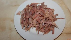 Лаваш с копченой курицей и грибами