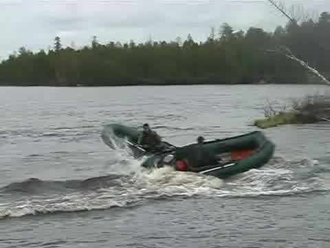 Битва на резиновых лодках смотреть онлайн