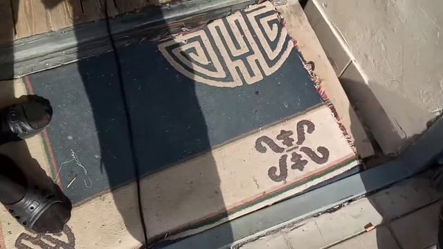 Доступная среда для инвалидов: установка тактильной плитки, поручней, противоскользящих уголков смотреть онлайн