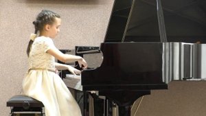 Й. Гайдн. Дивертисмент D-dur, I часть Дж. Фильд. Ноктюрн B-dur