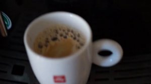 Готовим Кофе молотый эспрессо в кофемашине Saeco. Обзор от кинокритика  #кофемашина #Saeco #кофе