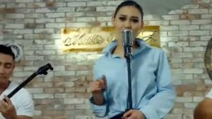 Подскажите кто исполняет эту песню?