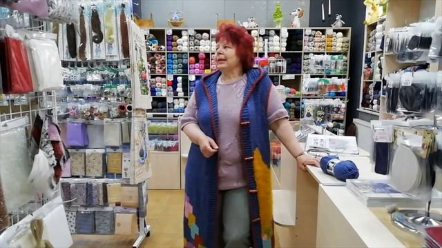 Жилет Котомания. Интарсия спицами.