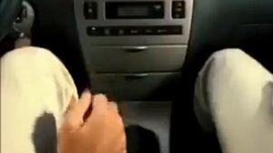 Классная реклама с девушкой Тойота Королла. Умеют же придумать и сделать!