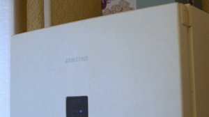 Имитация закрывания дверей холодильника. Включите субтитры!