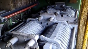 Электровоз ЧС2  Устройство машинного отделения