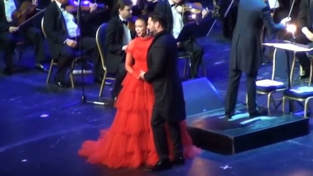 Аида Гарифуллина и Ильдар Абдразаков - No ti scordar ti me смотреть онлайн