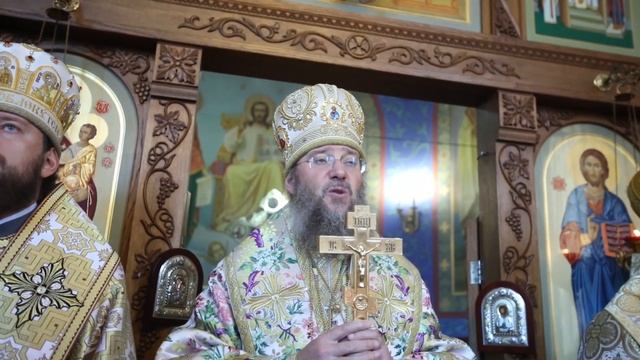 Божественная Литургия и освящение Воскресной школы при храме г.Вишневое смотреть онлайн