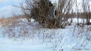 старый самодельный вездеход обшит фанерой с двигателем ока