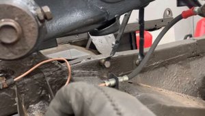 Отбойники передней оси при лифте луаз