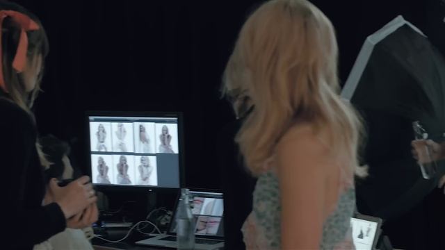 Behind the scenes: Margot Robbie April 2015 смотреть онлайн