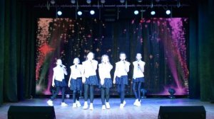 Песня - Счастье - анс. ВЕСНУШКА.MOV        
Муз.В.Волкомор
Сл.В.Ильичев