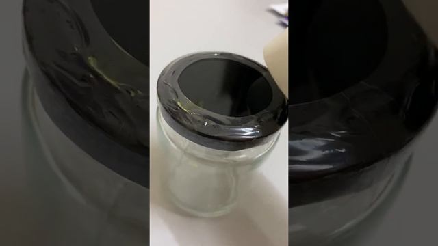 Using Hairdryer to apply Shrink Plastics Sealer on Glass Bottle Jar смотреть онлайн