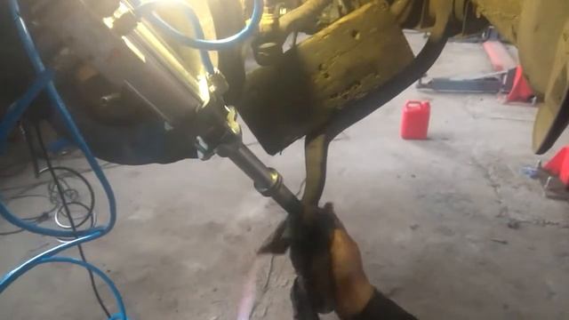 Ремонт шаровой опоры полимером ( технология SJR ) №1 смотреть онлайн