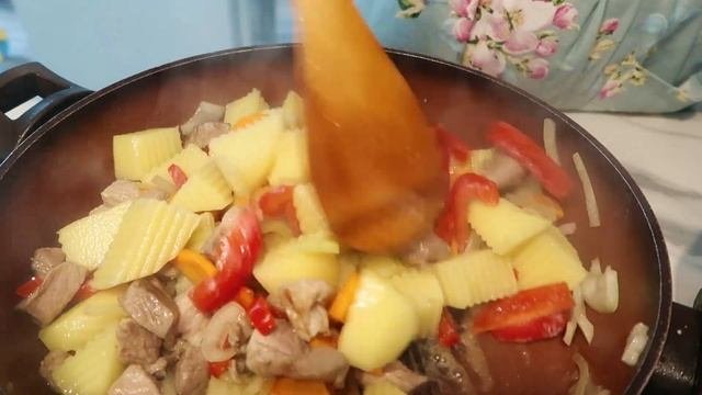 Жаркое в сковороде
