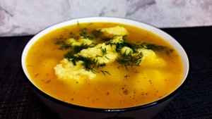 Суп с сырными клецками