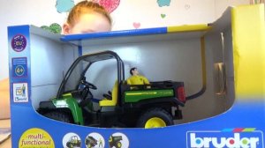 Игрушки для детей Bruder игрушки для мальчиков. DJOHN DEERE машинка фермера.