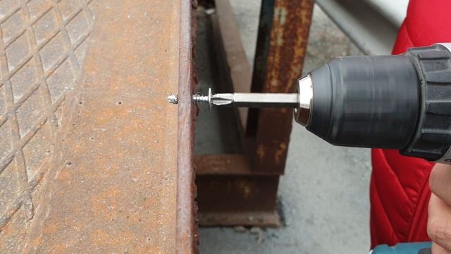 Тест саморезов с прессшайбой со сверлом смотреть онлайн