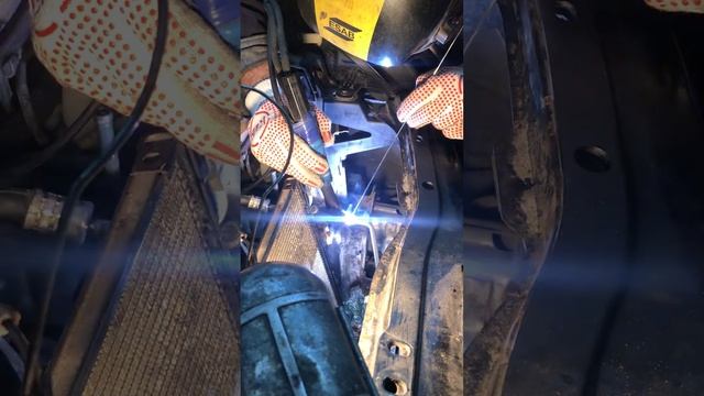 На #субару #трибека аргоном заварили трубку кондиционера. #Ремонт и обслуживание автомобилей, прода смотреть онлайн